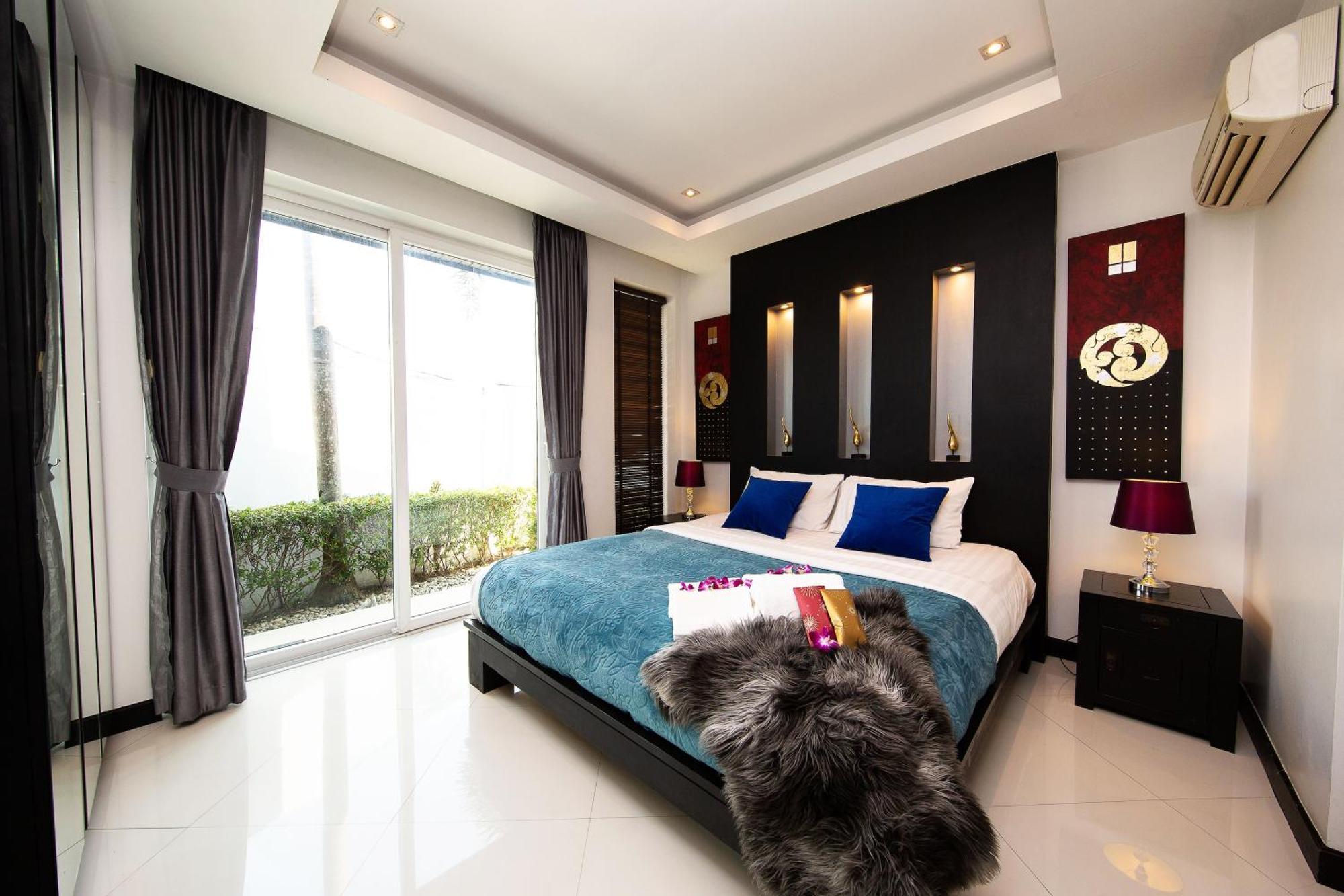 Premium Pool Villa Pattaya Jomtien Beach Rum bild