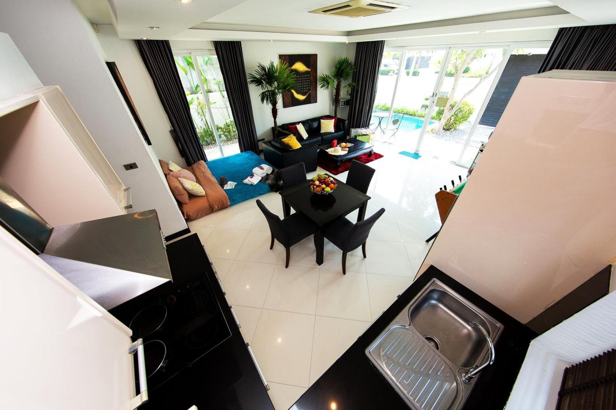Premium Pool Villa Pattaya Jomtien Beach Rum bild